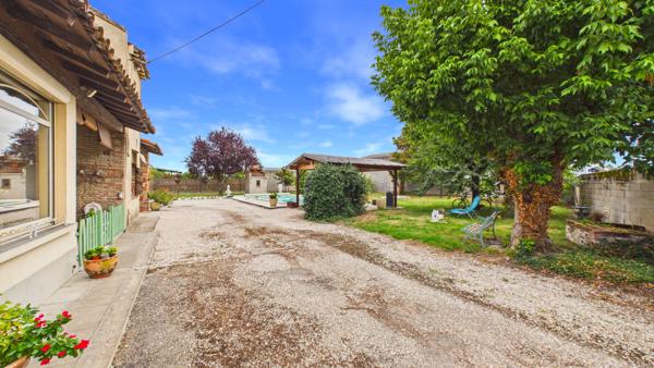 Maison familiale avec piscine à proximité du centre-ville de Montauban Montauban