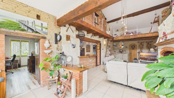 Maison familiale avec piscine à proximité du centre-ville de Montauban Montauban