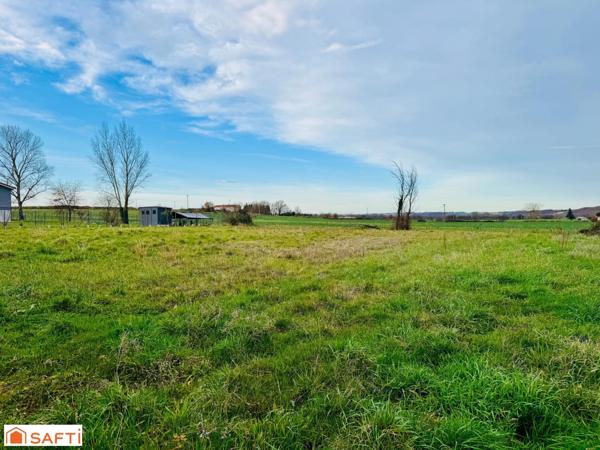 Terrain à bâtir de 1789 m2 avec vue dégagée