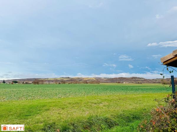 Terrain à bâtir de 1789 m2 avec vue dégagée