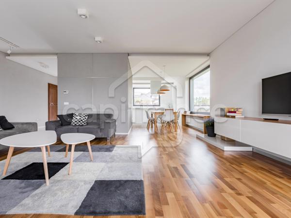 appartement à vendre 3 pièces, terrasse et parking sous-sol LA LONDE LES MAURES (83)