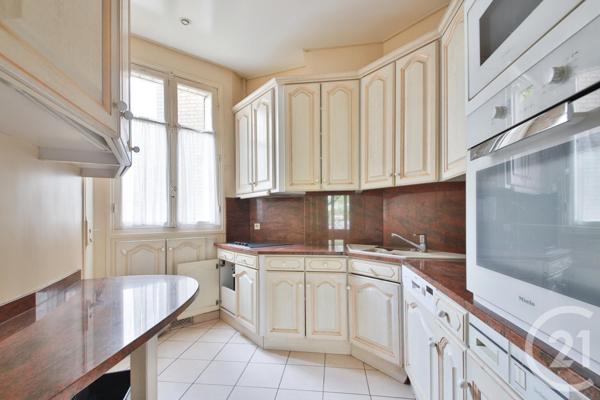 Appartement F4 à vendre  4 pièces - 112,97 m2 PARIS - 75016