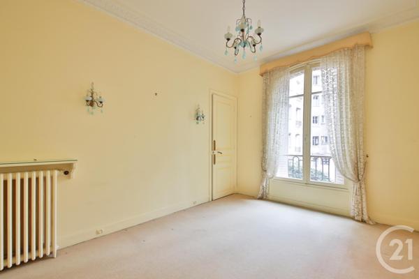 Appartement F4 à vendre  4 pièces - 112,97 m2 PARIS - 75016