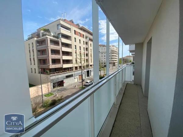 Appartement à louer 3 pièces 61.12m² Villeurbanne (69100)