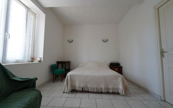 Maison à vendre    7 pièces •  Durban-Corbières