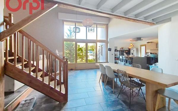 Maison à vendre    8 pièces •  Biozat