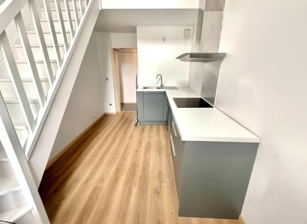 Appartement Bussy Saint Georges 1 pièce(s) 23.03 m2