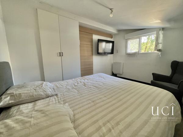 Maison de plain-pied, 3 chambres, terrain de 1785m2 clos