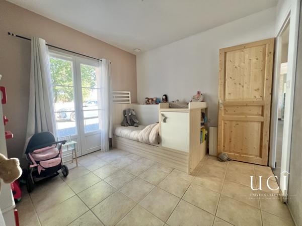 Maison de plain-pied, 3 chambres, terrain de 1785m2 clos