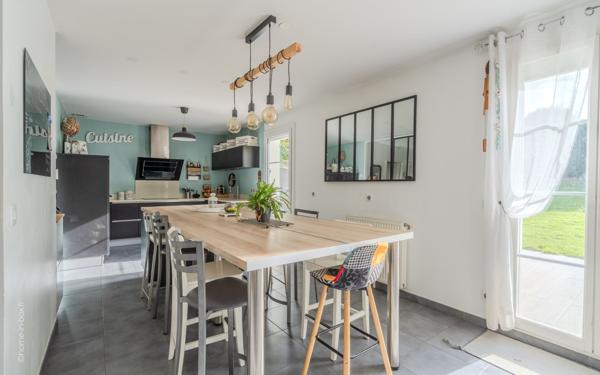 Maison à vendre    8 pièces • 157,41 m2 Magny-le-Hongre