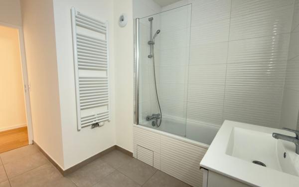 Appartement à vendre    3 pièces • 59,93 m2 Neuilly-Plaisance