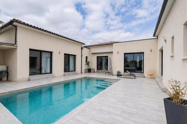 Maison à vendre 549 675 € Clermont-l'Hérault 6 p 180 m² DPE A