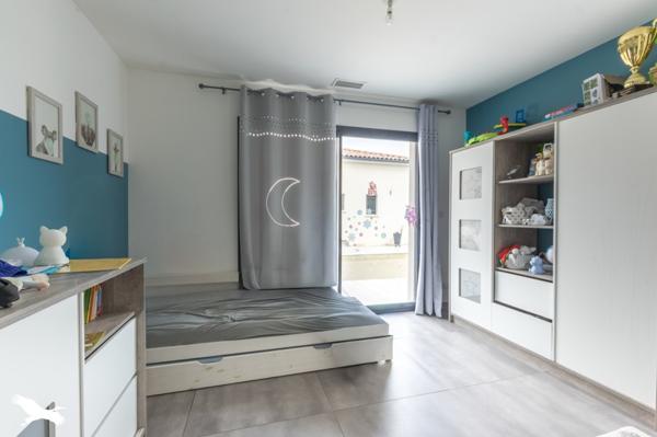 Maison à vendre 549 675 € Clermont-l'Hérault 6 p 180 m² DPE A