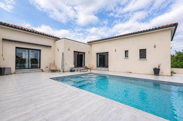 Maison à vendre 549 675 € Clermont-l'Hérault 6 p 180 m² DPE A