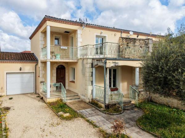 Maison contemporaine - Souillac Maison de ville 3 chambres avec jardin et terrasses au cœur de Souillac
