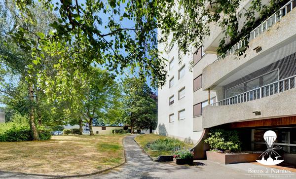 A Vendre Appartement T3 m² + une place de stationnement + une cave , Nantes A Vendre Appartement T3 m² + une place de stationnement + une cave , Nantes