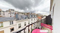Studio meublé balcon avec vue sacre coeur, Métro les Abbesses