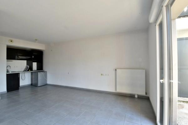EXCLUSIVITÉ - GRAND STUDIO - TERRASSE ET CELLIER