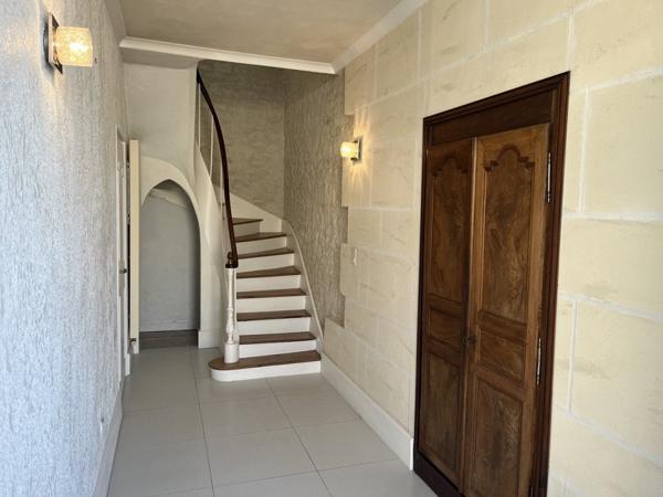 Maison 299 000 € Gensac-la-Pallue 6 p 215 m² DPE E