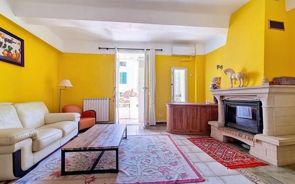 Maison à vendre    3 pièces • 69 m2 Le Cannet