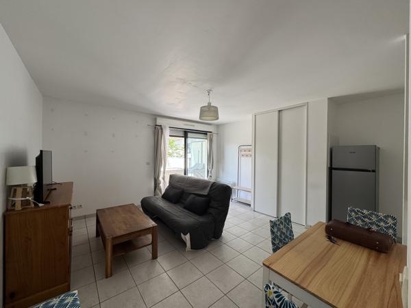 Appartement
                                                                                                                                                                                                                                                                                                                        2 pièce(s)                                                                                                                                                                                                          1 chambre(s)                                                                                                                                                                                                          46.75  m²