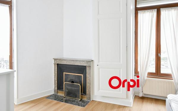 Appartement à vendre    2 pièces • 40,41 m2 Oullins