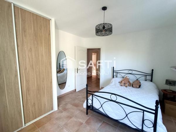 Maison traditionnelle T4 avec piscine- garage-