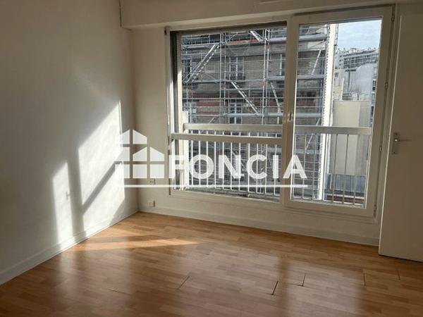 Location Studio 20.16 m² - 7 RUE JACQUES CARTIER Paris 75018