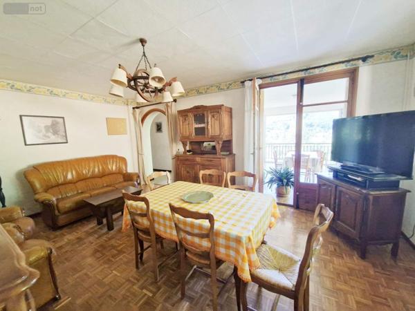 Maison à vendre à Saint-Firmin dans lesHautes-Alpes (05800), ref : STFIR/LACES