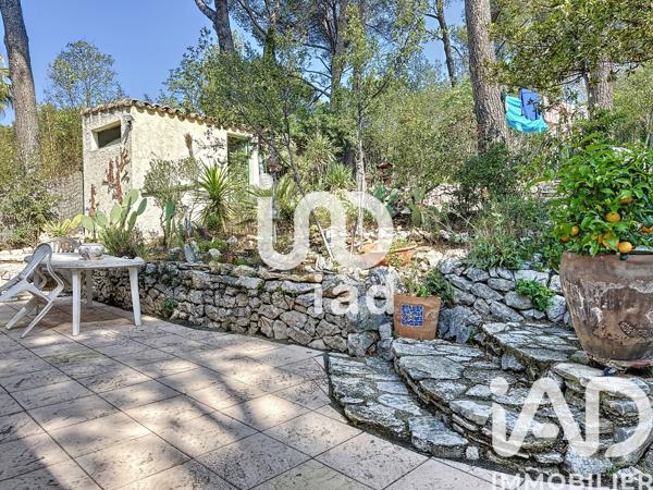 Maison à vendre 7 pièces 189 m² Carnoux-en-Provence