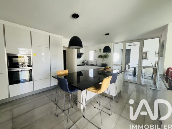 Maison à vendre 6 pièces 272 m² Perpignan
