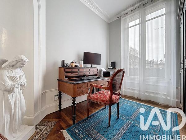 Maison à vendre 10 pièces 220 m² Châlons-en-Champagne