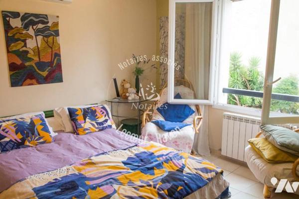 Maison familiale avec piscine dans le centre de Milhaud