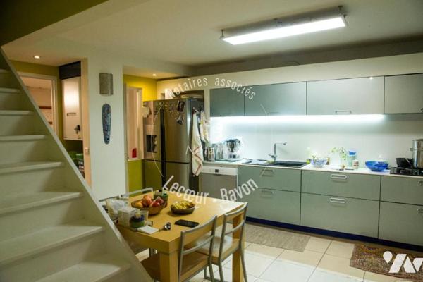 Maison familiale avec piscine dans le centre de Milhaud