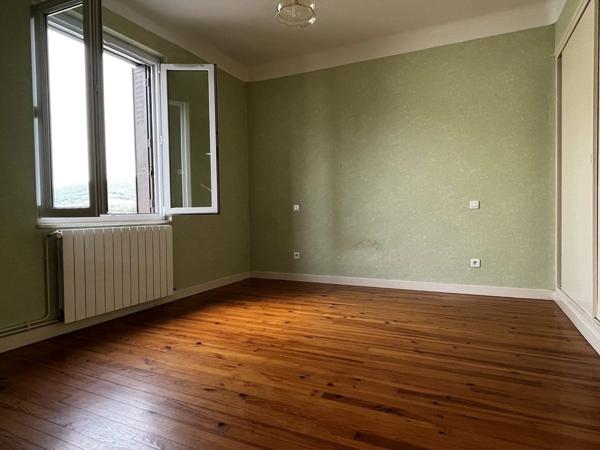 Vente Maison 8 pièces 173 m2 à Lavelanet