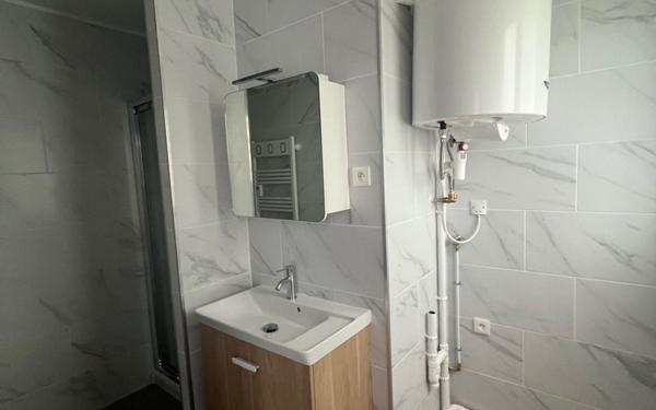 Appartement à louer    2 pièces •  Le Bourget