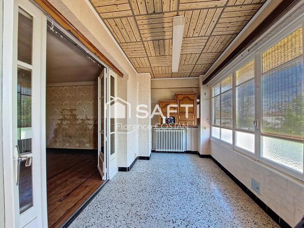 Maison avec fort potentiel sur terrain de 950 m²