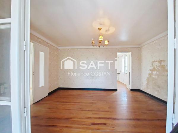 Maison avec fort potentiel sur terrain de 950 m²