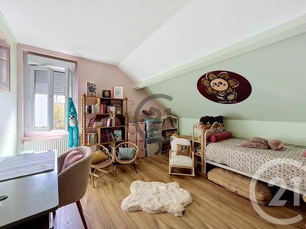 Maison à vendre  5 pièces - 96,67 m 2   MONTEREAU FAULT YONNE  - 77
