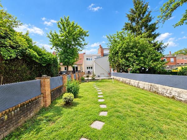 Hénin-beaumont secteur gare – agréable maison semi-individuelle avec jardin +sous sol complet