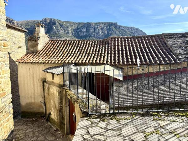 Maison 67m² 4P + cave troglodytique + terrain à Mostuéjouls