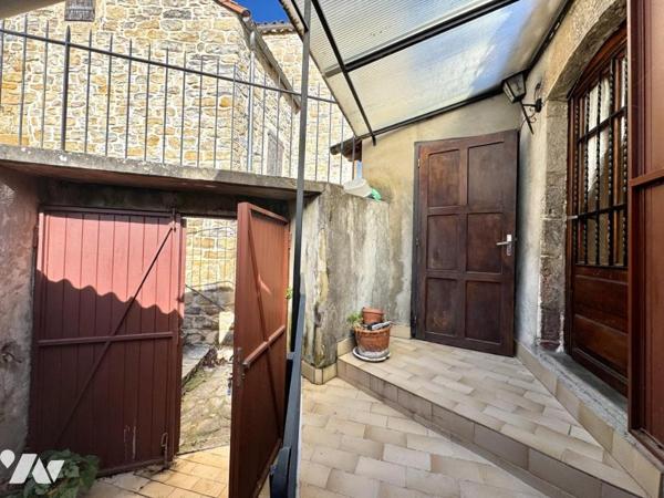 Maison 67m² 4P + cave troglodytique + terrain à Mostuéjouls