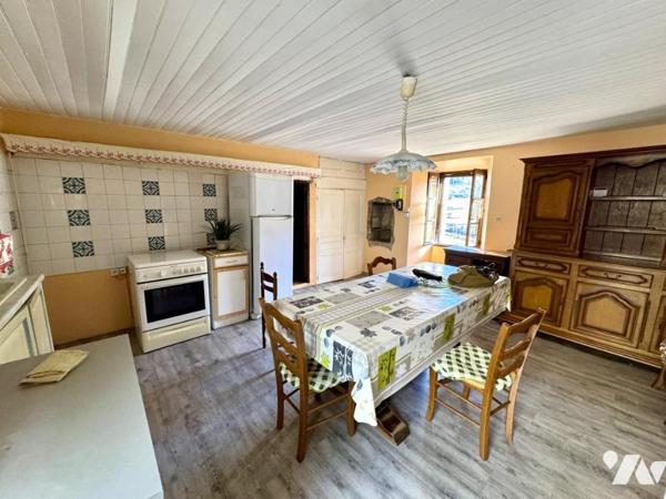 Maison 67m² 4P + cave troglodytique + terrain à Mostuéjouls