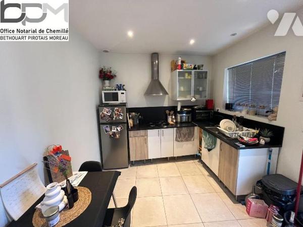 Immeuble de rapport placement financier rare à Chemillé. À Chemillé, rare opportunité d'investi...