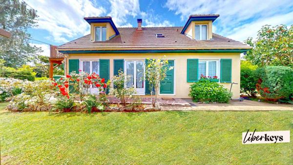 Maison familiale 8 Pièces 149m² proche Chambly - Grand jardin - Terrasses -Sous sol total.