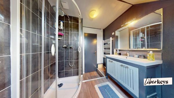 Maison familiale 8 Pièces 149m² proche Chambly - Grand jardin - Terrasses -Sous sol total.
