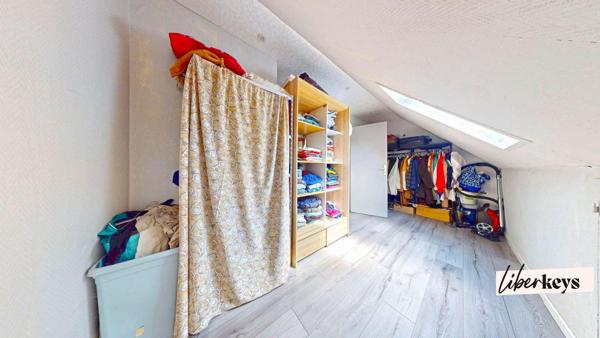 Maison familiale 8 Pièces 149m² proche Chambly - Grand jardin - Terrasses -Sous sol total.