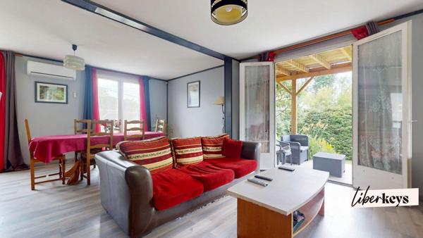 Maison familiale 8 Pièces 149m² proche Chambly - Grand jardin - Terrasses -Sous sol total.
