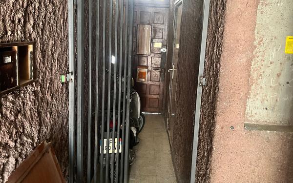 Immeuble à vendre    9 pièces •  Toulouse