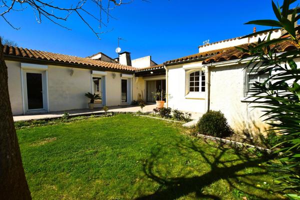 Maison plain-pied, 3 chambres, jardin, garage
